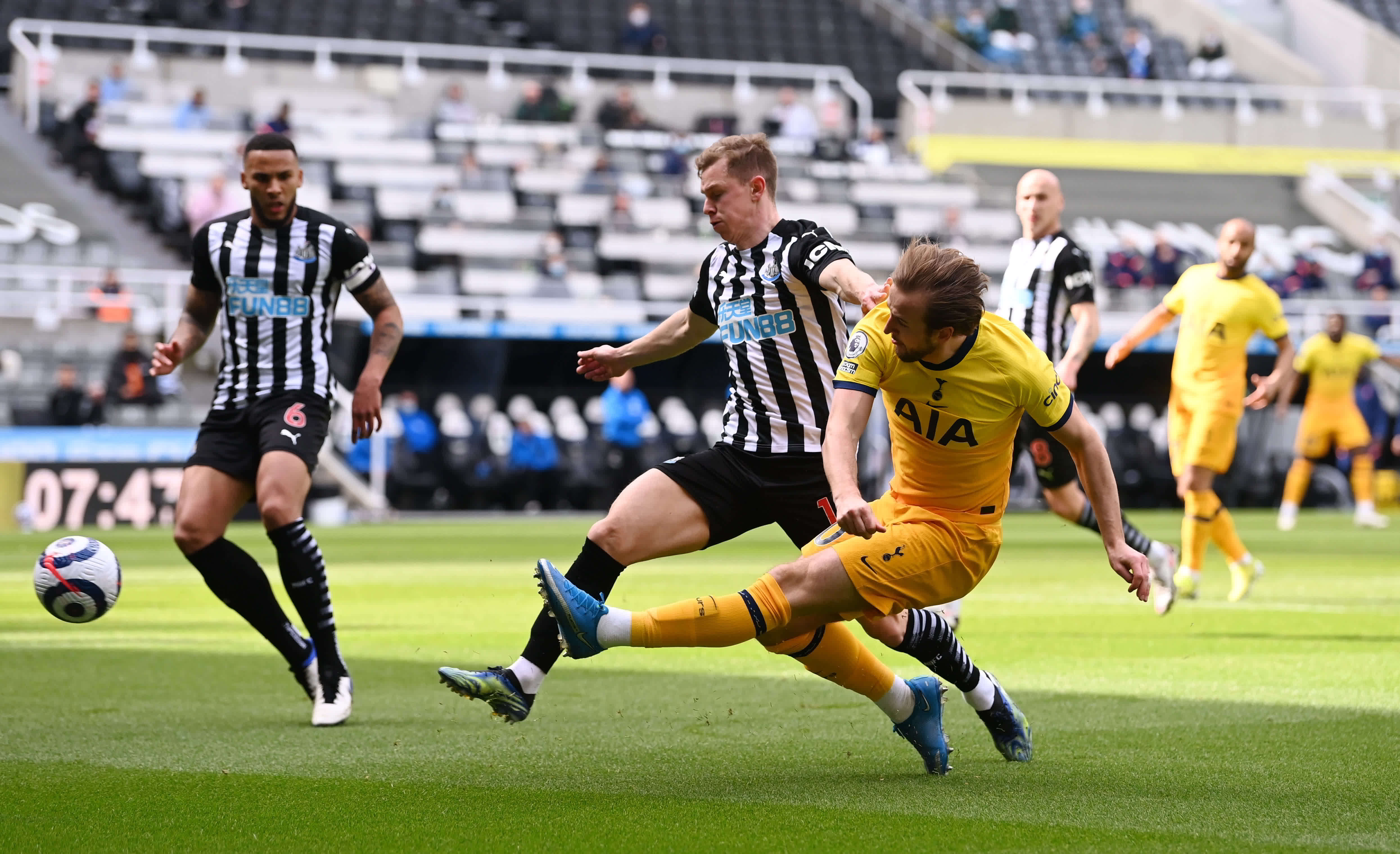 靠技術與成 靠技術與成